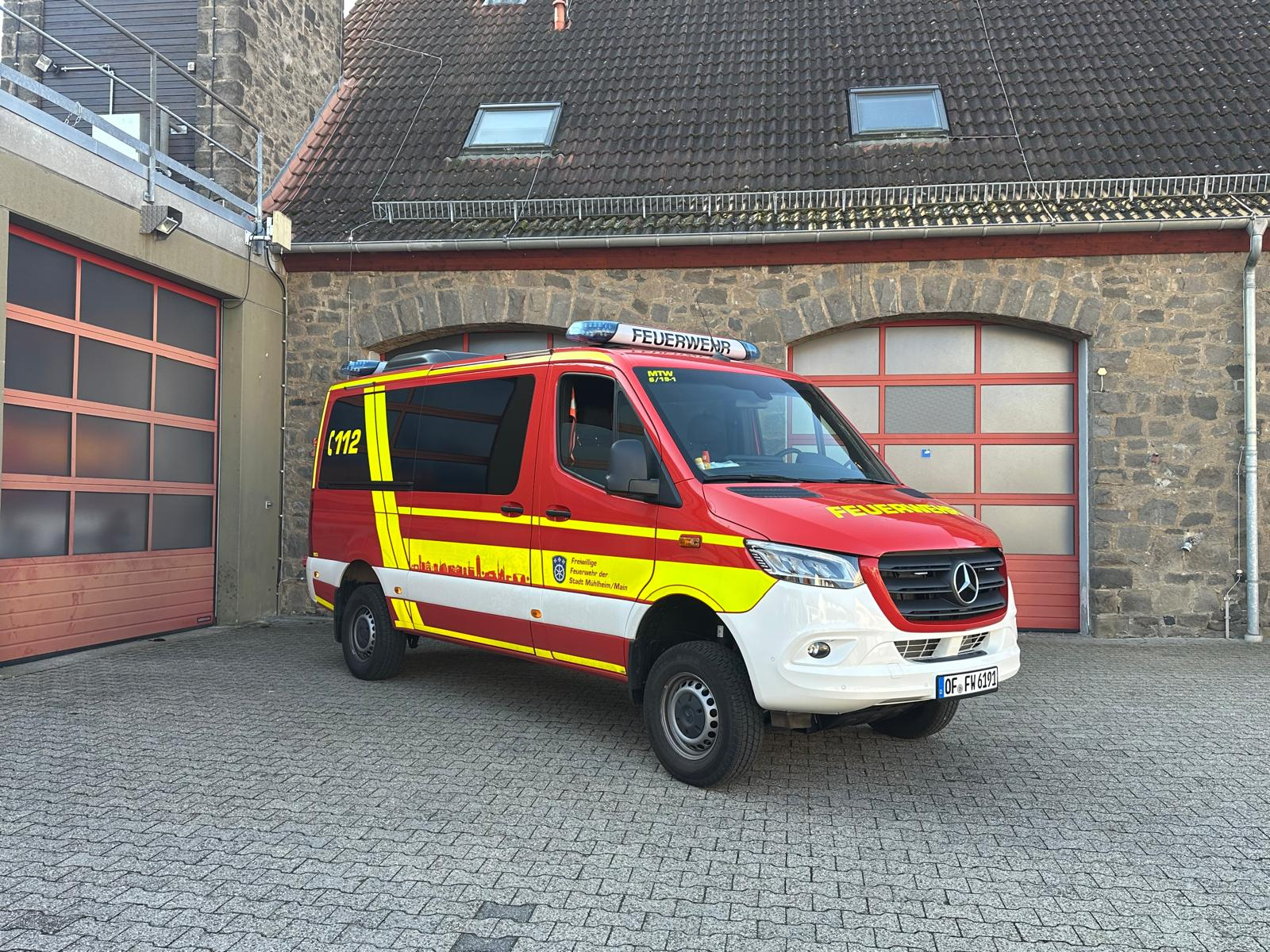 Mannschaftstransportwagen