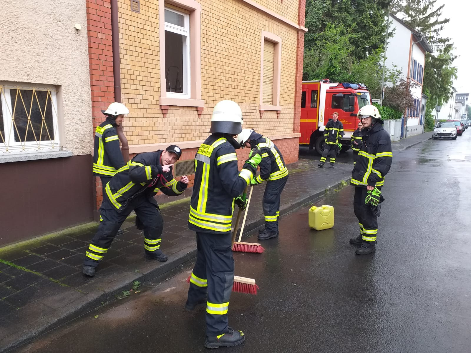 Ölflecken auf Straße